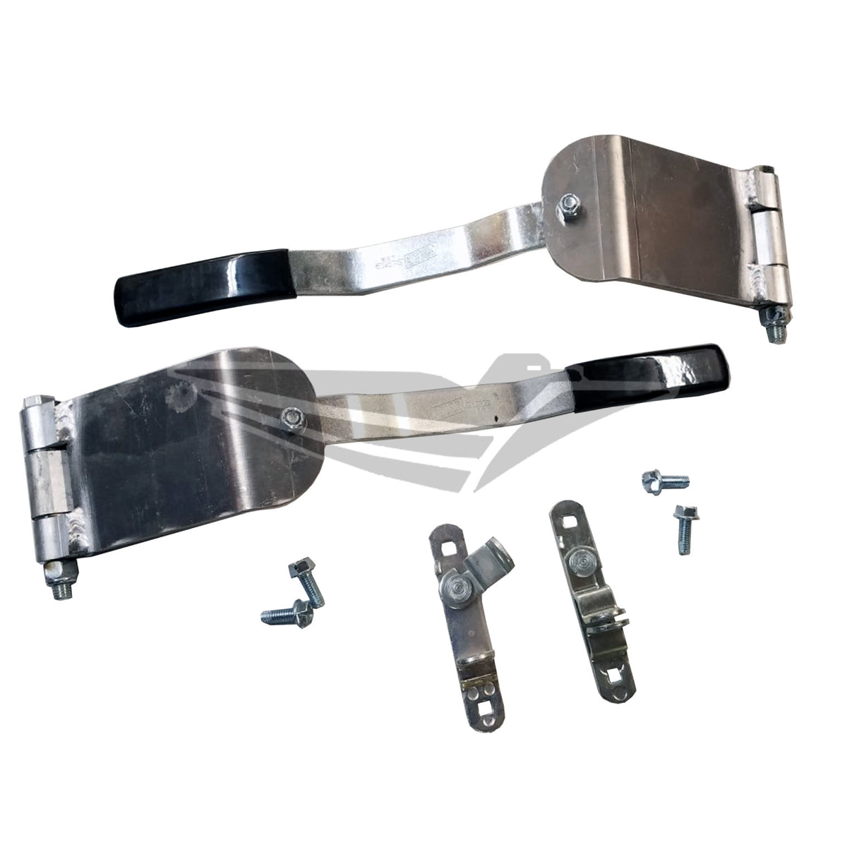 Latch and mounting hardware for an aluminum horse trailer ramp