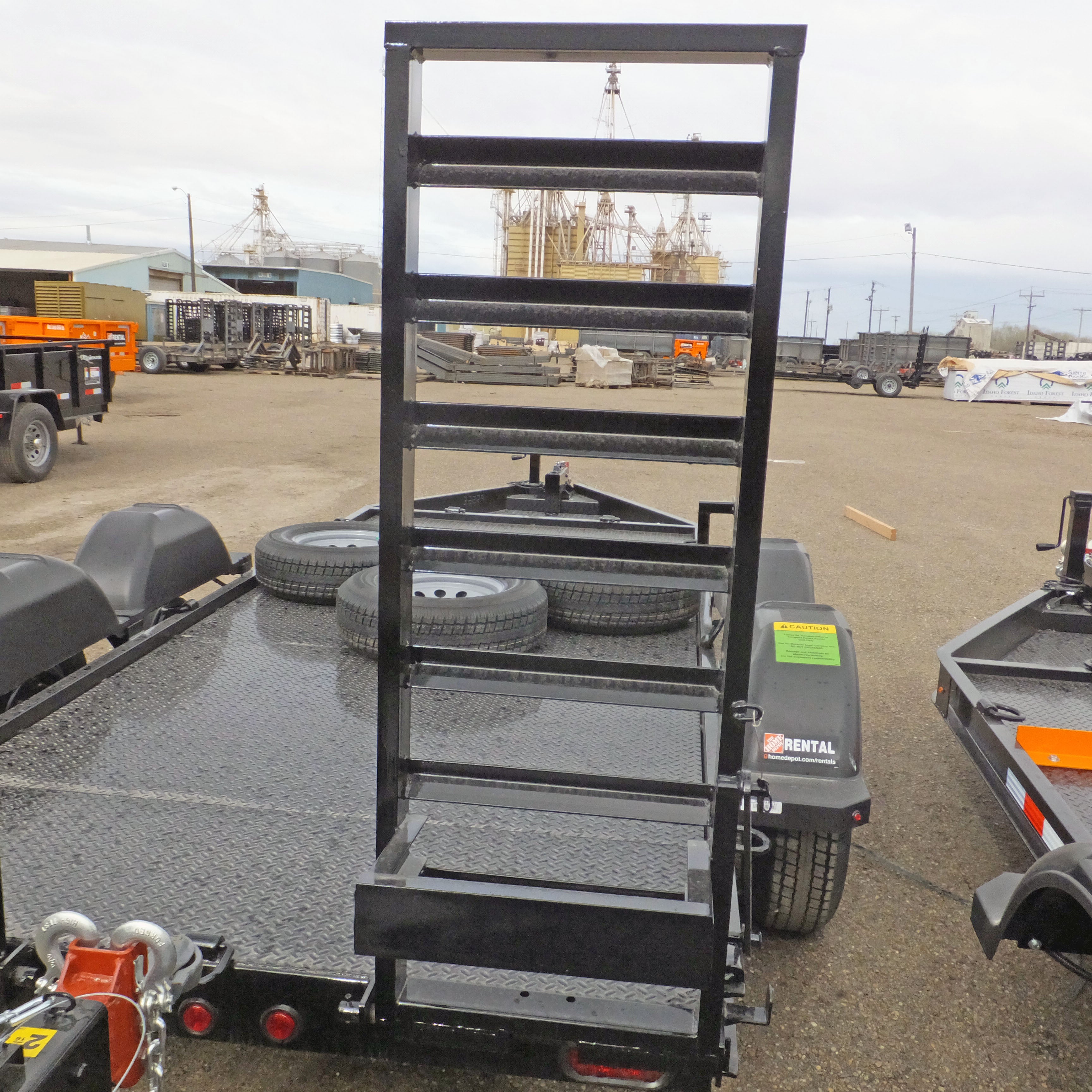 Trailer Ramp - 6'x14' Home Depot Flatbed (Passenger Side w/o Decal Pla ...