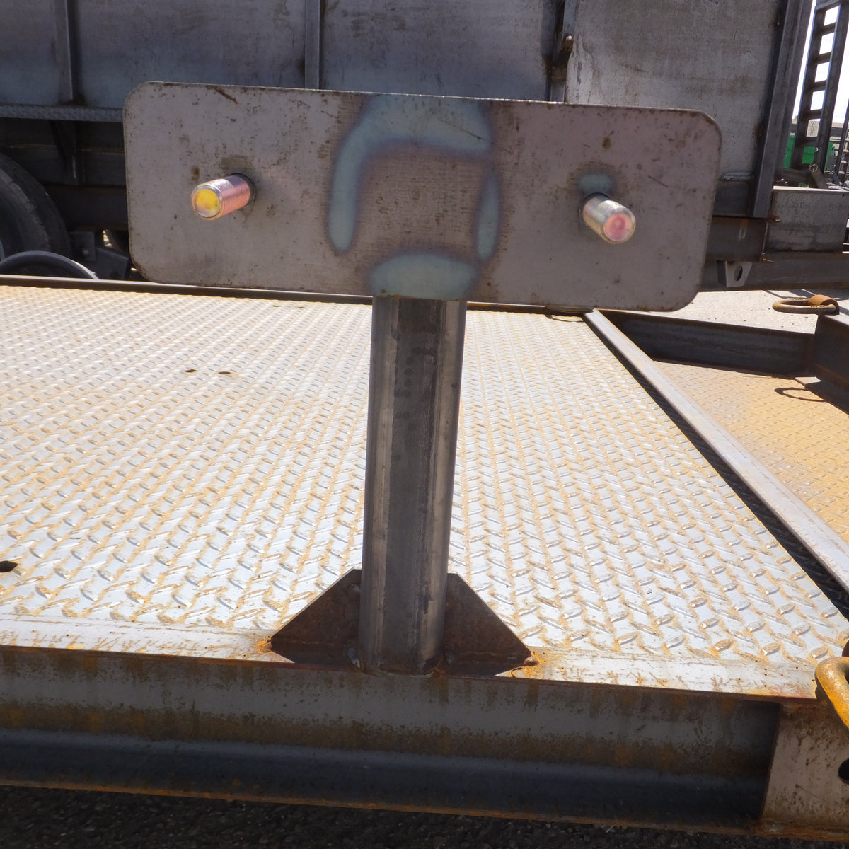 Spare Tire Mount for Home Depot Flatbeds (weld on) - 6 Hole