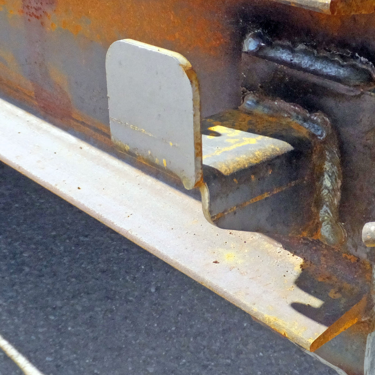 Ramp Gate Brace Rest for Home Depot Flatbeds - view 2